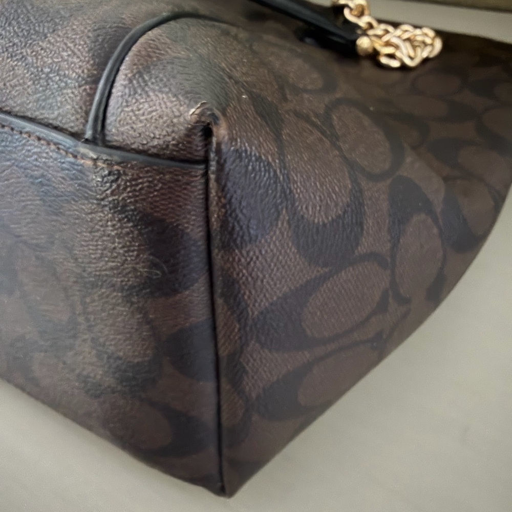 Coach Tote Bag - Picture 6 of 15